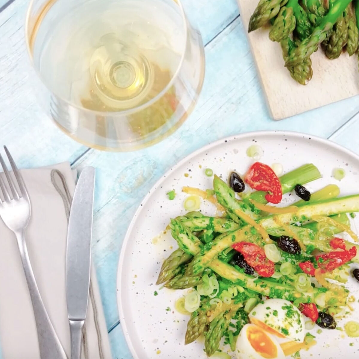 Asperges et &oelig;ufs &agrave; la vapeur-1